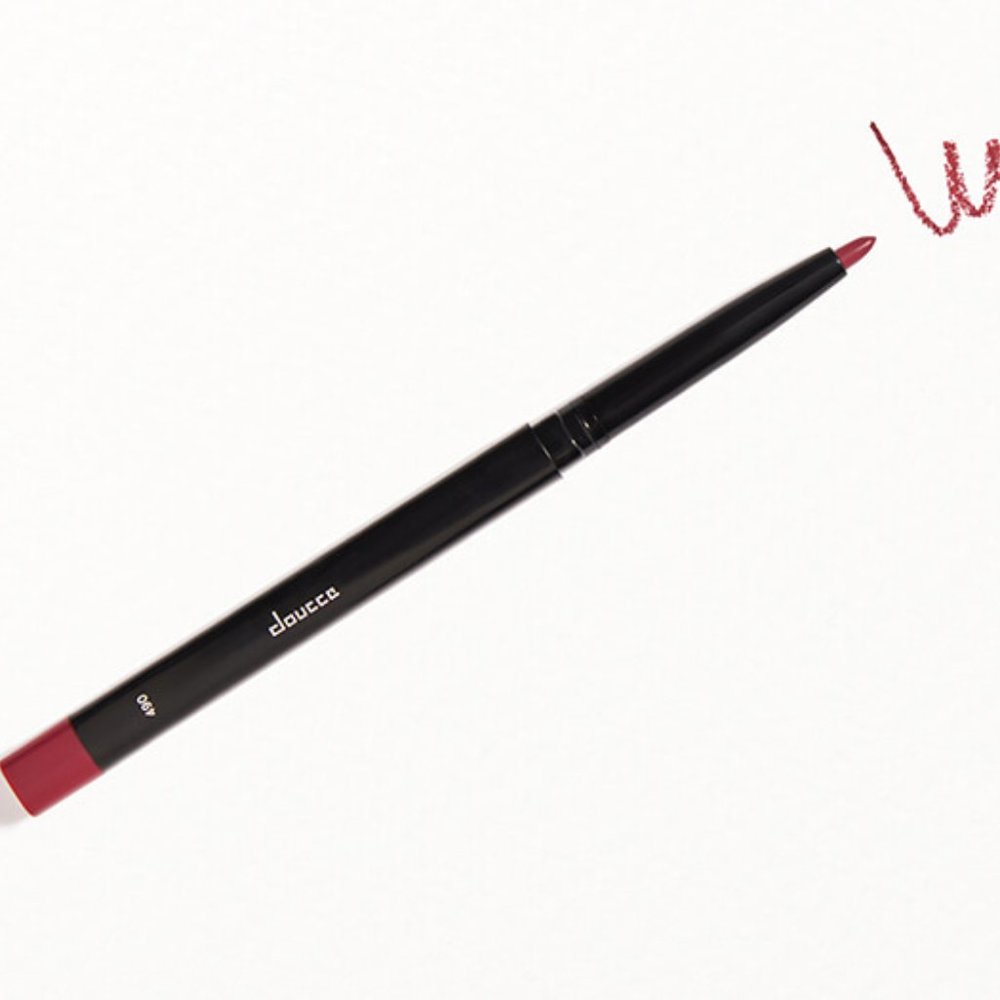 Doucce Lip Definer Twist 490